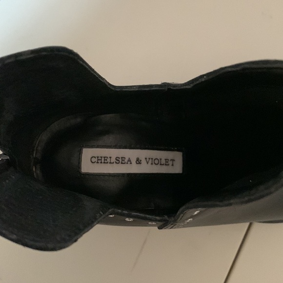Chelsea & Violet Kerri Ankle Boots Size 8 - Picture 6 of 10